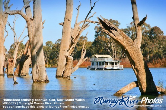 Houseboat cruising near Gol Gol, New South Wales