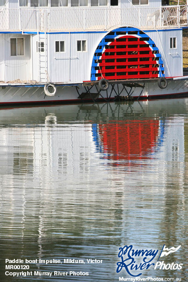 Paddle boat Impulse, Mildura, Victoria