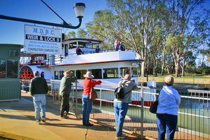 PV Rothbury in Mildura's Lock 11