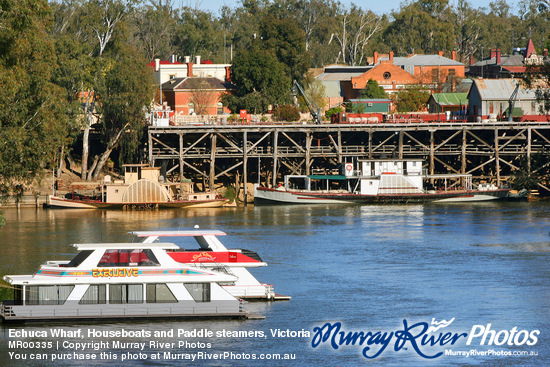 Echuca Wharf, Houseboats and Paddle steamers, Victoria