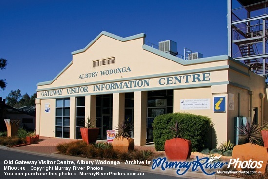 Old Gateway Visitor Centre, Albury Wodonga - Archive image