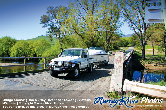 Bridge crossing the Murray River near Towong, Victoria