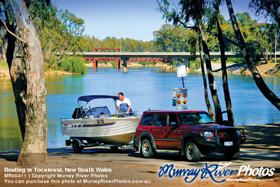Boating in Tocumwal, New South Wales
