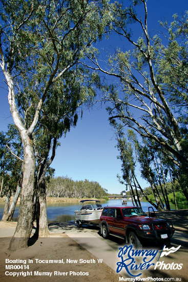 Boating in Tocumwal, New South Wales