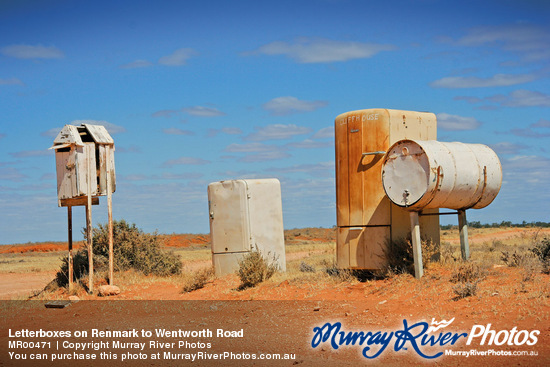 Letterboxes on Renmark to Wentworth Road