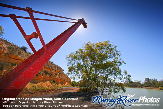 Original crane on Morgan Wharf, South Australia