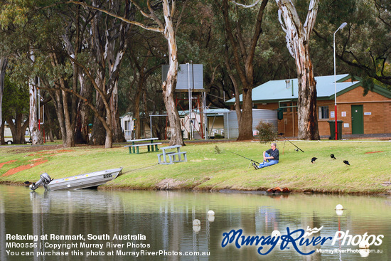 Relaxing at Renmark, South Australia