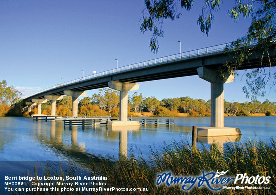 Berri bridge to Loxton, South Australia