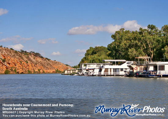 Houseboats near Cauranmont and Purnong; \nSouth Australia