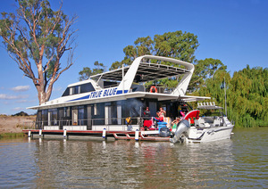 True Blue houseboat near Purnong,\nSouth Australia