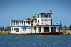 Paddle boat Goolwa, South Australia