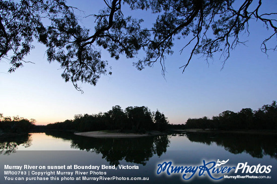 Murray River on sunset at Boundary Bend, Victoria