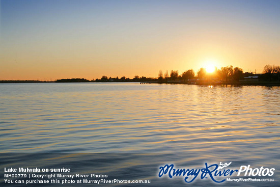 Lake Mulwala on sunrise