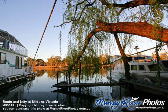 Boats and jetty at Mildura, Victoria