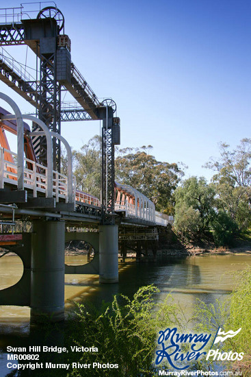 Swan Hill Bridge, Victoria