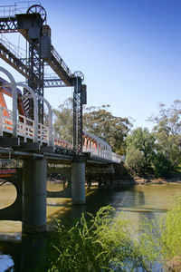 Swan Hill Bridge, Victoria