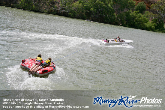 Biscuit ride at Bowhill, South Australia