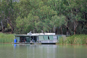 Houseboat at Lyrup