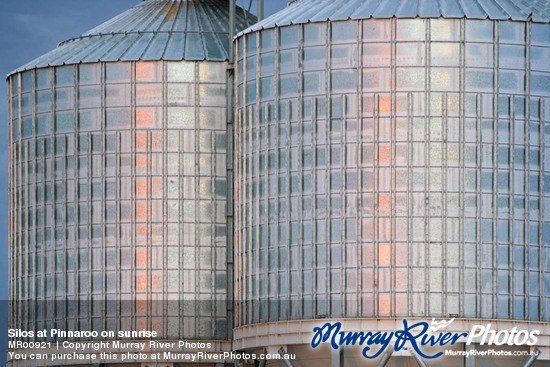 Silos at Pinnaroo on sunrise