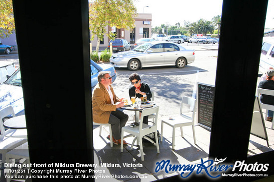 Dining out front of Mildura Brewery, Mildura, Victoria