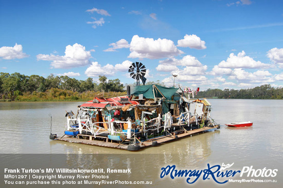 Frank Turton's MV Willitsinkorwontit, Renmark