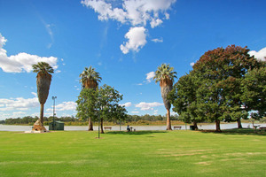 Renmark riverfront