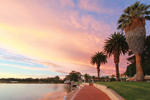 Renmark riverfront on sunrise