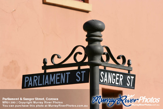 Parliament & Sanger Street, Corowa