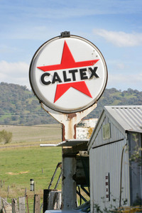 Old Caltex sign at Tintaldra, Victoria