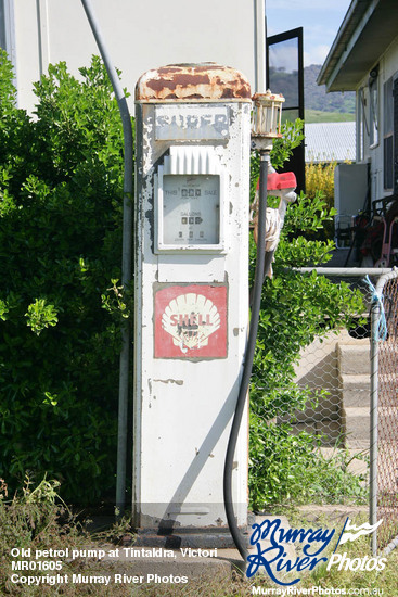 Old petrol pump at Tintaldra, Victoria