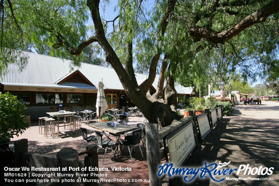 Oscar Ws Restaurant at Port of Echuca, Victoria