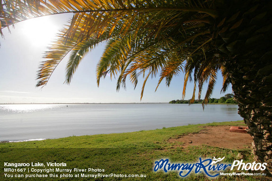 Kangaroo Lake, Victoria