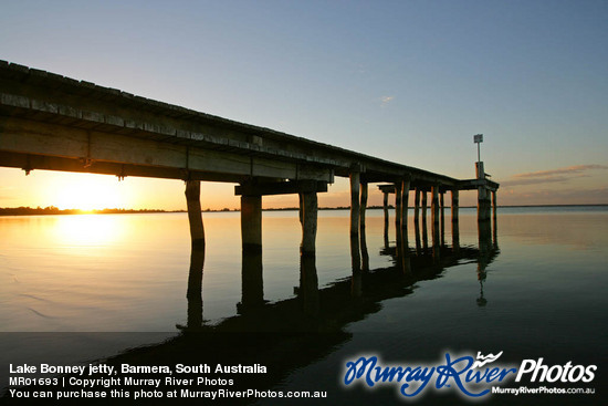 Lake Bonney jetty, Barmera, South Australia