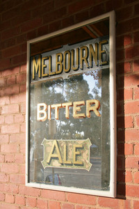 Murrayville Hotel signs