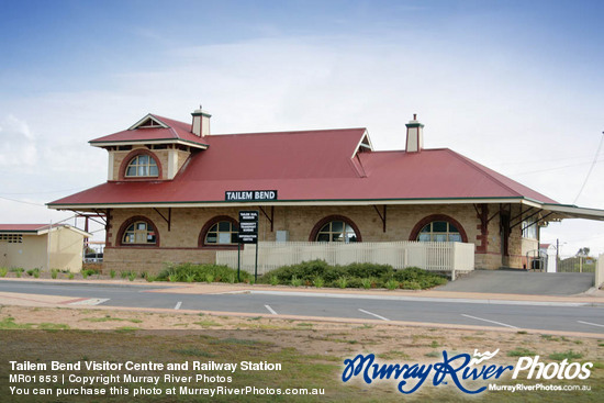 Tailem Bend Visitor Centre and Railway Station