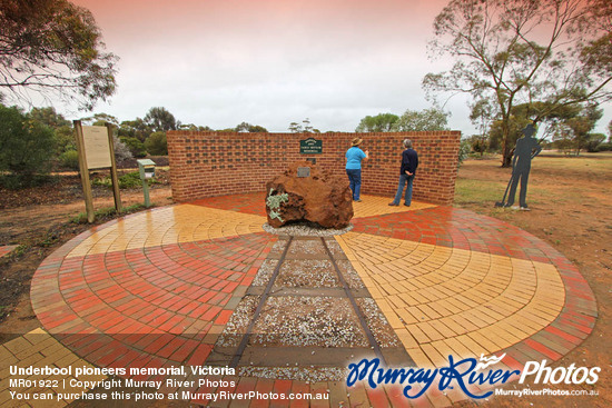 Underbool pioneers memorial, Victoria