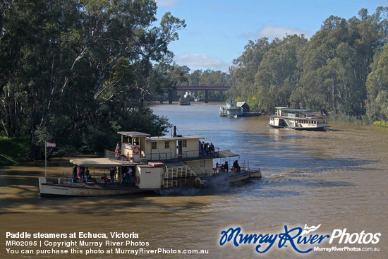 Paddle steamers at Echuca, Victoria