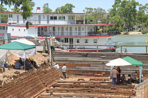 Excavation dig on Randell Dry Dock, Mannum