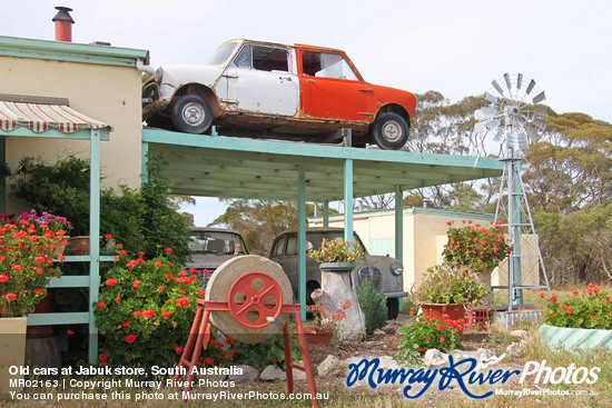 Old cars at Jabuk store, South Australia