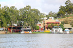 Mannum Riverfront and the Pretoria Hotel