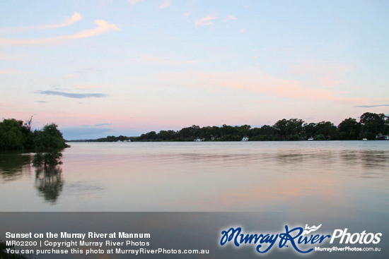 Sunset on the Murray River at Mannum