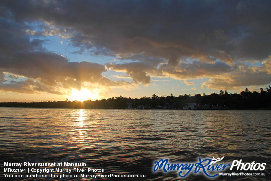 Murray River sunset at Mannum