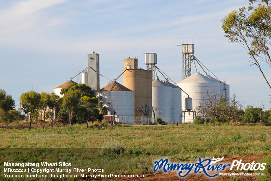 Manangatang Wheat Silos