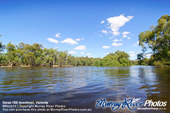 Swan Hill riverfront, Victoria