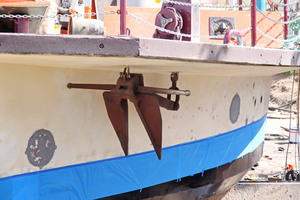 Murray Princess in dry dock, Renmark