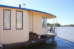 Astern of the James Maiden, Renmark