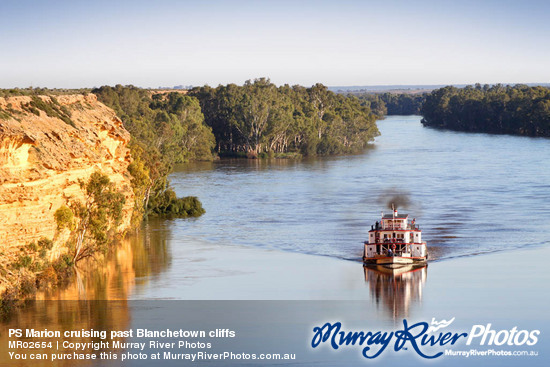 PS Marion cruising past Blanchetown cliffs