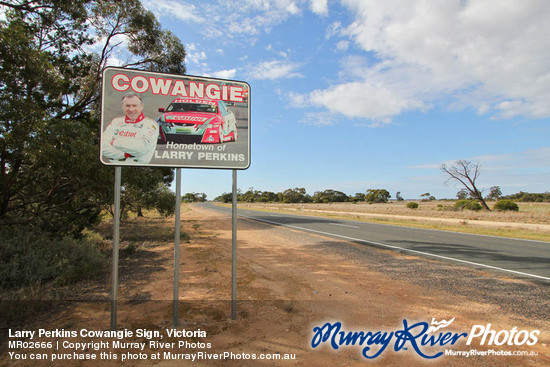 Larry Perkins Cowangie Sign, Victoria