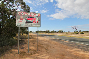 Larry Perkins Cowangie Sign, Victoria