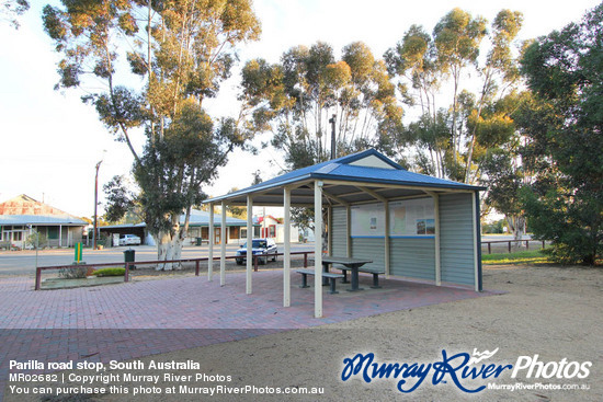 Parilla road stop, South Australia